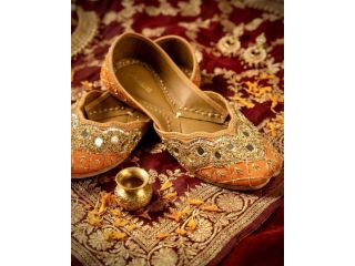 buy-bridal-juttis-handcrafted-with-excellence-small-0
