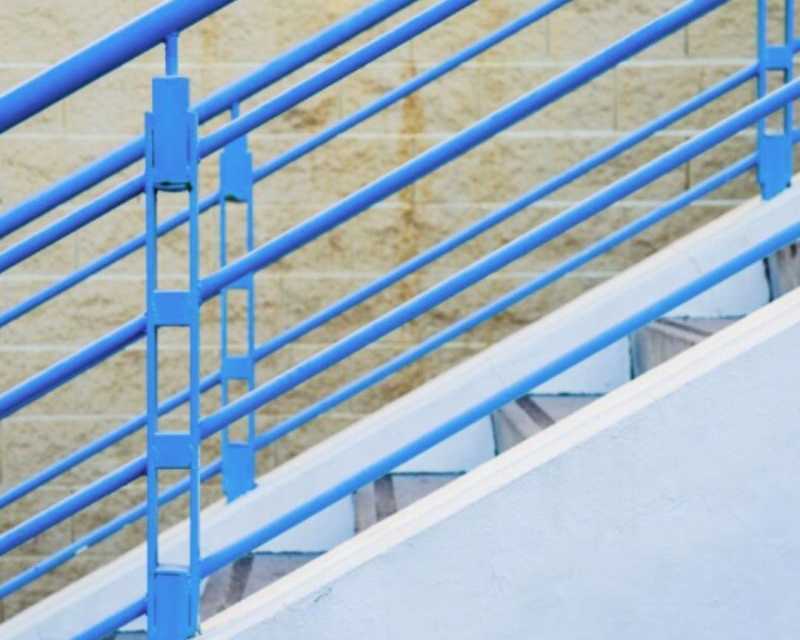 durable-fiberglass-stair-handrail-for-secure-movement