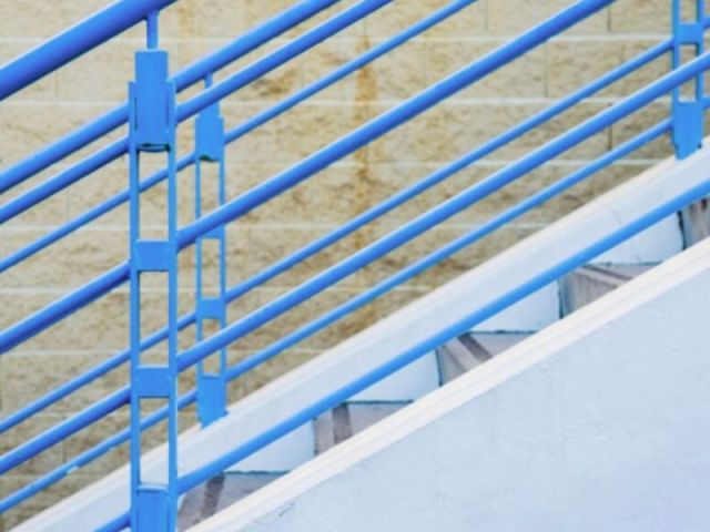 durable-fiberglass-stair-handrail-for-secure-movement