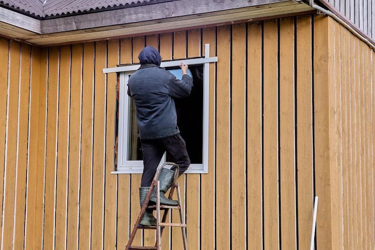 professional-roofing-construction-services-big-0