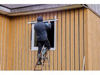 professional-roofing-construction-services-small-0