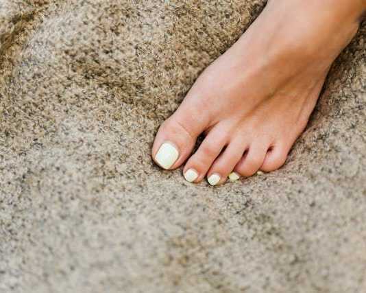 fight-stubborn-toenail-fungus-before-it-gets-worse