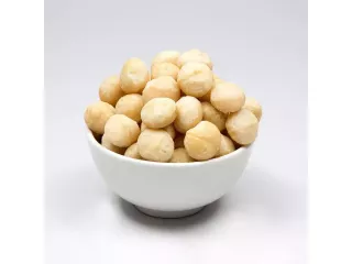 jumbo-macadamias-the-ultimate-luxury-snack-small-0