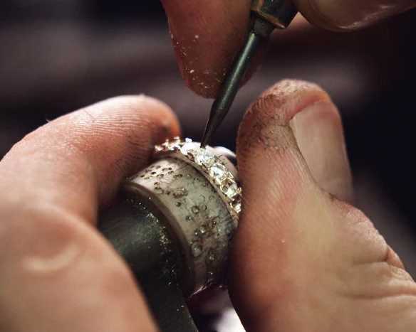 jewelry-repair-stores-near-me-arthur-groom-co