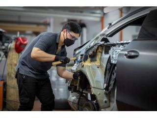trusted-auto-body-repair-phoenix-az-for-quality-car-care-small-0