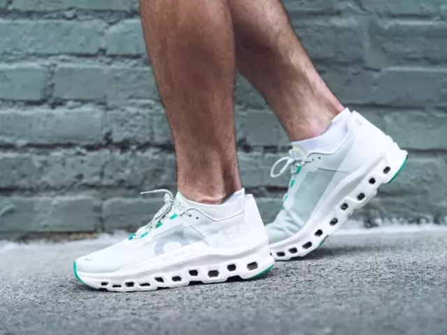 on-cloud-shoes-combining-comfort-and-performance