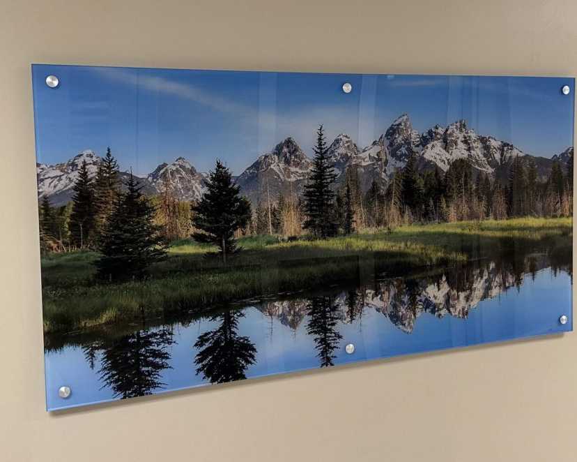 custom-acrylic-signs-in-denver