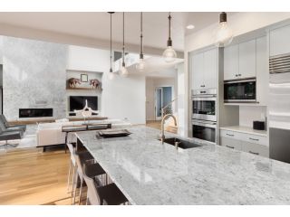 trusted-chicago-area-countertop-supplier-small-0