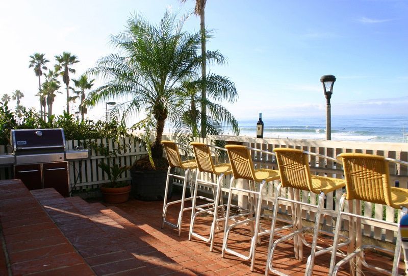book-your-dream-beach-vacation-today-big-0