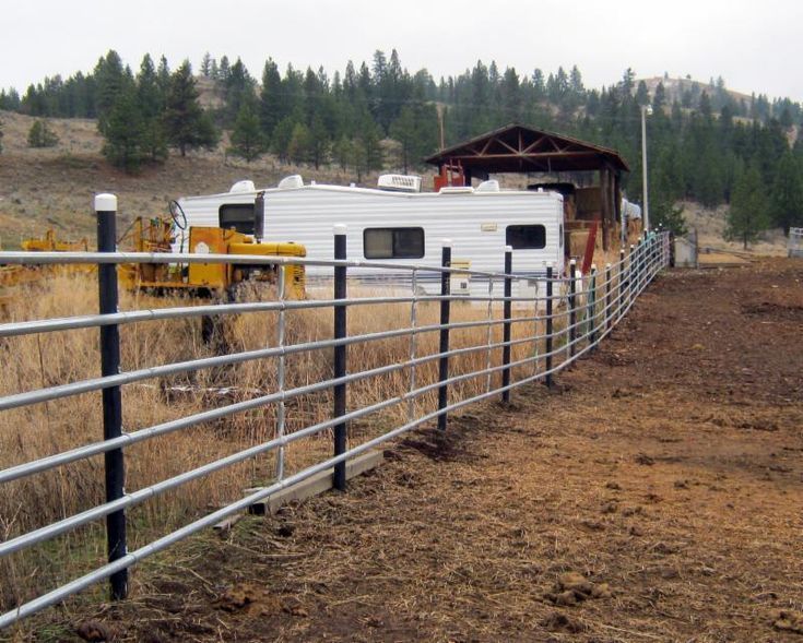 farm-and-ranch-fencing-in-azle-tx-for-strong-property-protection-big-0