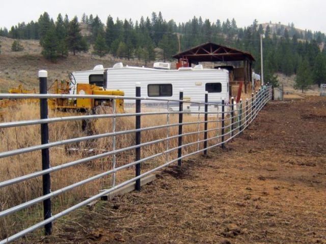 farm-and-ranch-fencing-in-azle-tx-for-strong-property-protection