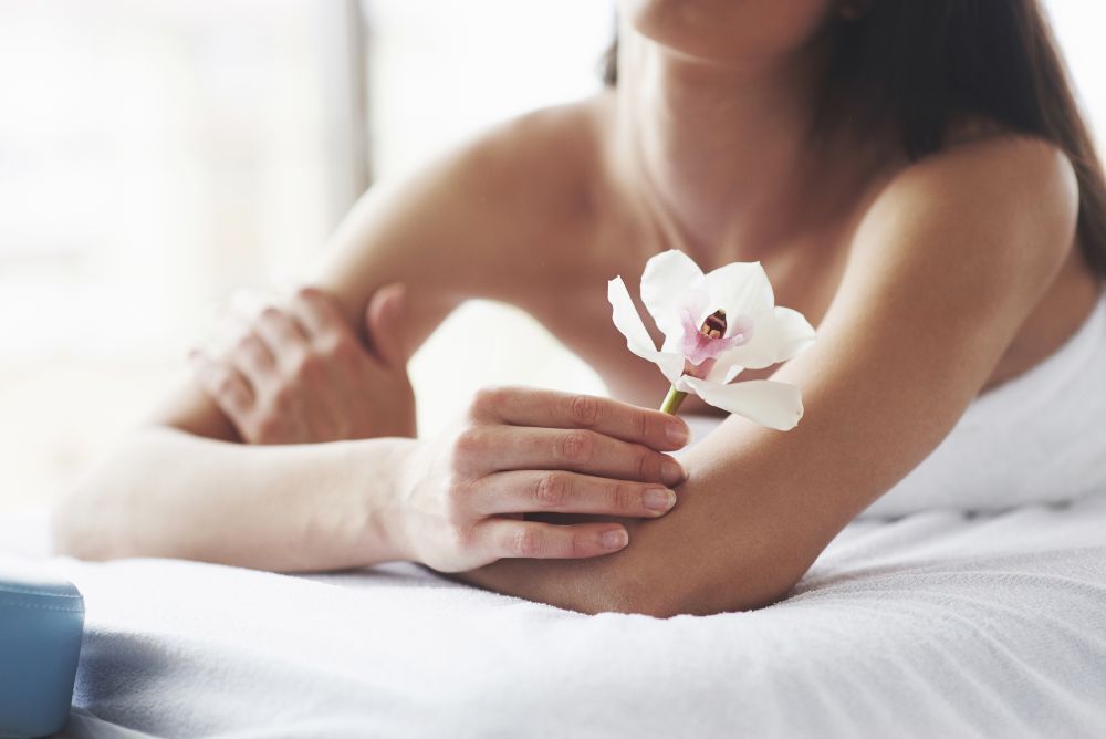 experience-personalized-feminine-rejuvenation-services-big-0