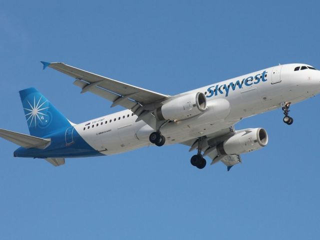 skywest-airlines-dfw-terminal-1-833-641-1988