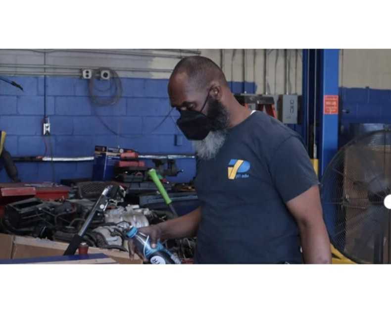 a-new-skill-automotive-technicians-need-for-the-future