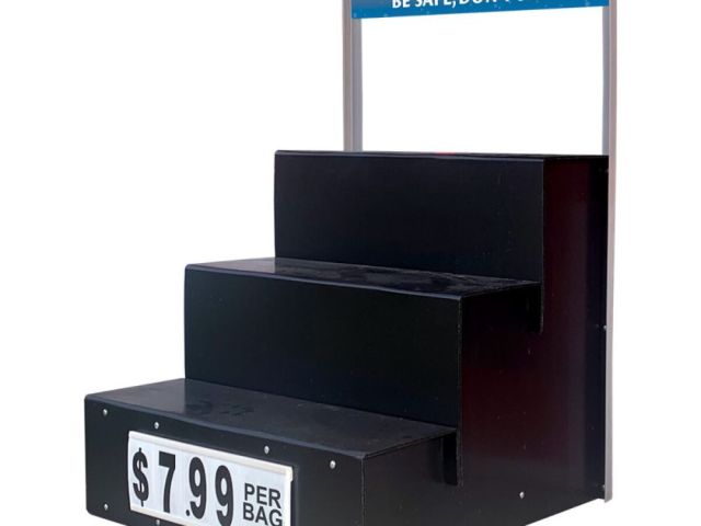 outdoor-display-racks-by-intermarket-technology