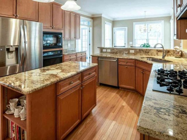 professional-kitchen-remodeling-that-adds-home-value