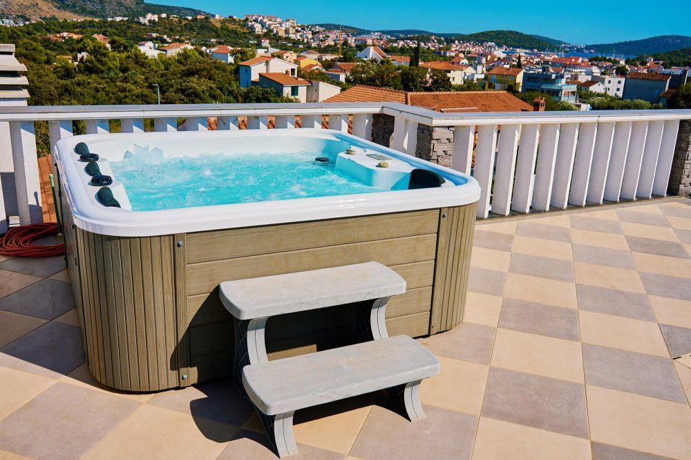 hot-tub-spa-store-near-me-bullfrog-spas-big-0