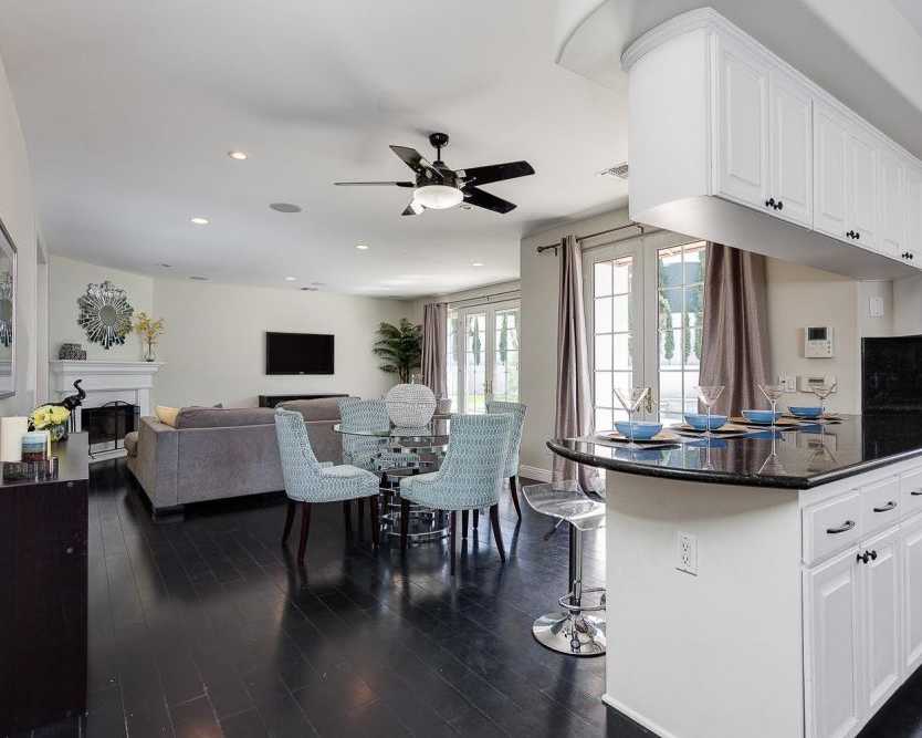 real-estate-agent-for-commercial-property-in-studio-city
