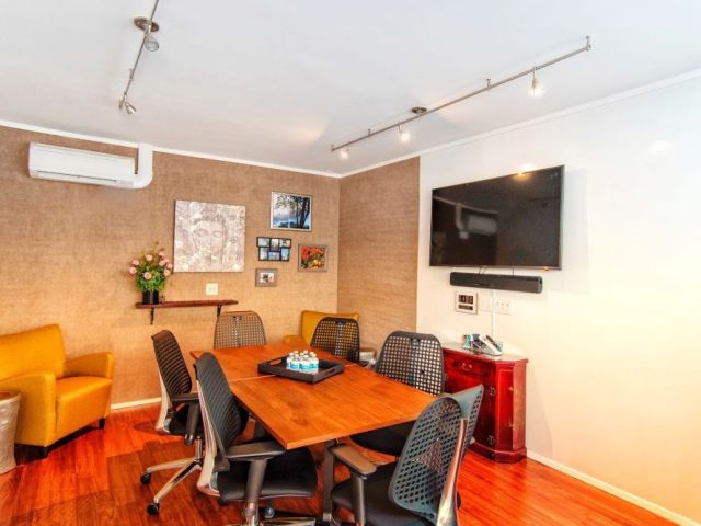 flow-creative-space-private-sound-proof-coworking
