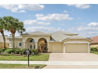luxury-affordable-homes-for-sale-in-florida-small-0