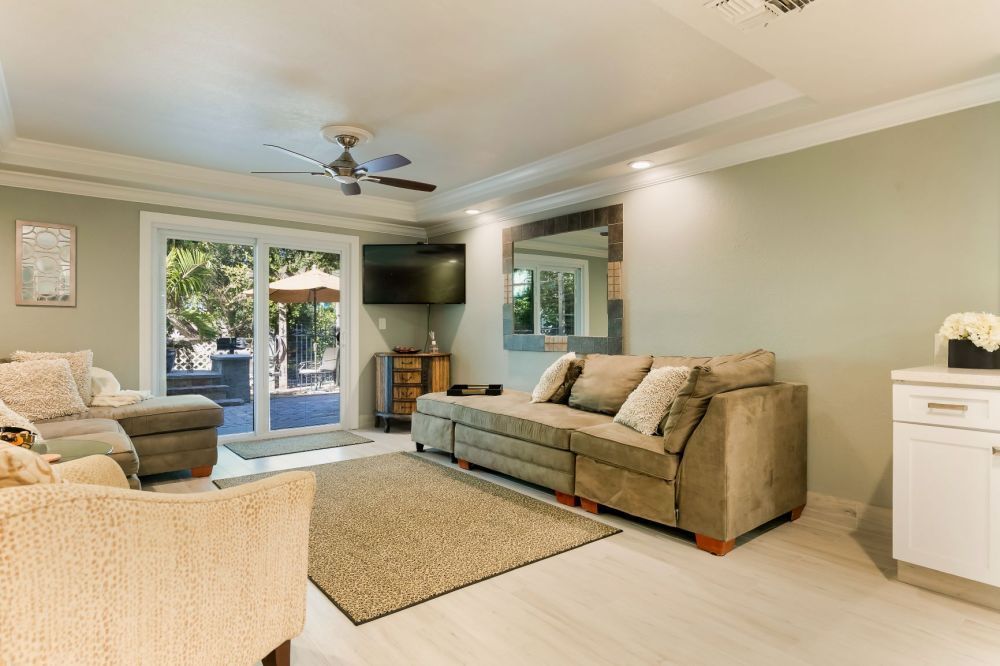 get-pet-friendly-short-term-rentals-in-fort-myers-fl-big-4