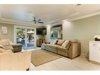 get-pet-friendly-short-term-rentals-in-fort-myers-fl-small-4