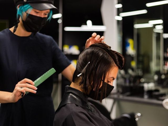 top-black-hair-stylist-in-phoenix-for-modern-hair-transformations