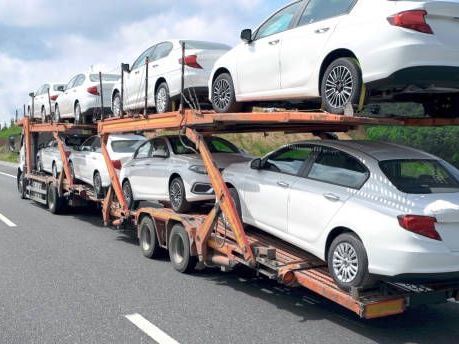 enclosed-car-shipping-for-luxury-vehicles