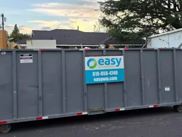 reliable-dumpster-rental-in-van-nuys-for-easy-waste-removal
