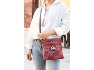 fashionable-shoulder-bags-for-everyday-style-and-convenience-small-0