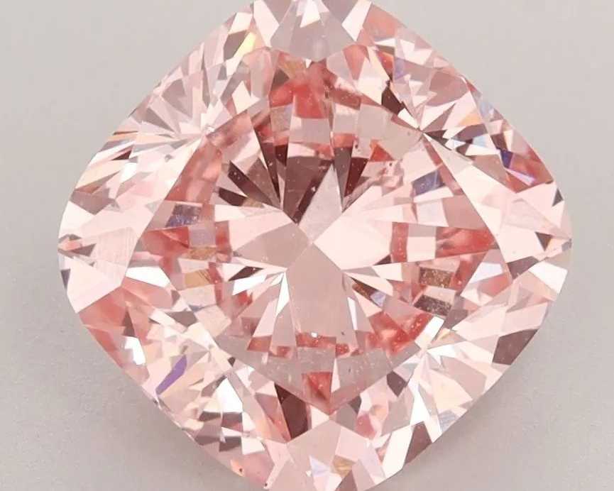 order-lab-created-pink-diamonds-igi-certified-pink-diamond