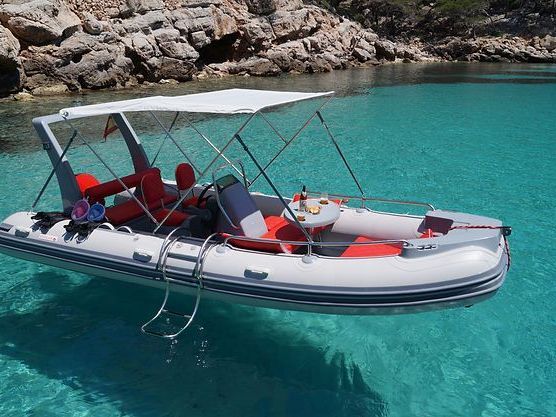 best-boats-mallorca-for-coastal-adventures
