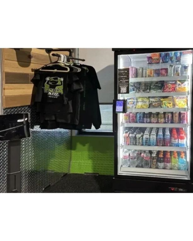 vending-machine-supplier-in-florida-big-0