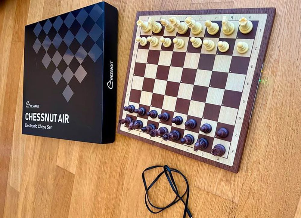 buy-chessnut-air-electronic-chess-set-for-smart-play-big-0