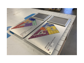 custom-wayfinding-signs-in-chicago-small-0
