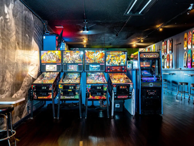 corporate-event-walnut-creek-retrojunkie-bar