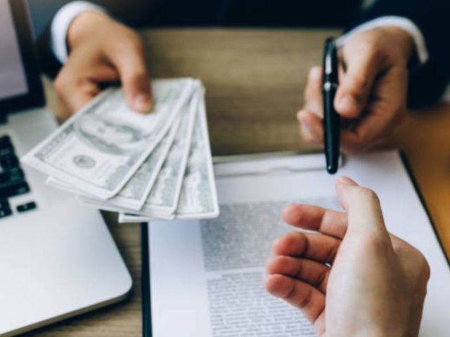support-business-growth-with-middle-market-financing