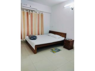 fully-furnished-2-bed-apartment-for-rent-in-bashundhara-ra-small-4