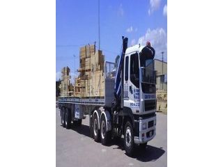 crane-truck-hire-sunshine-coast-small-0