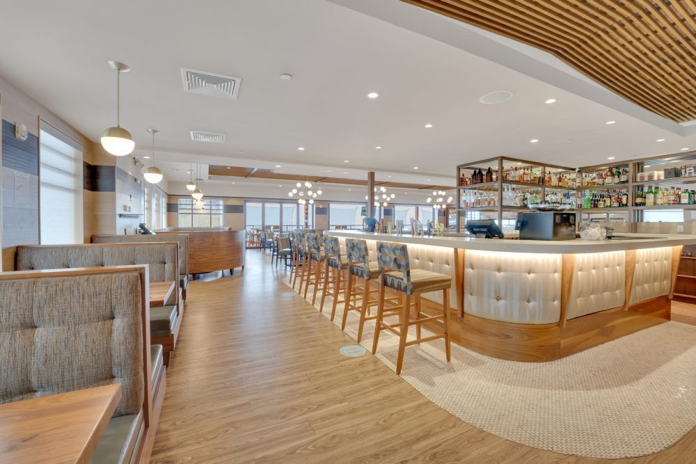 best-restaurant-and-bar-near-me-for-food-drinks-live-music-big-0