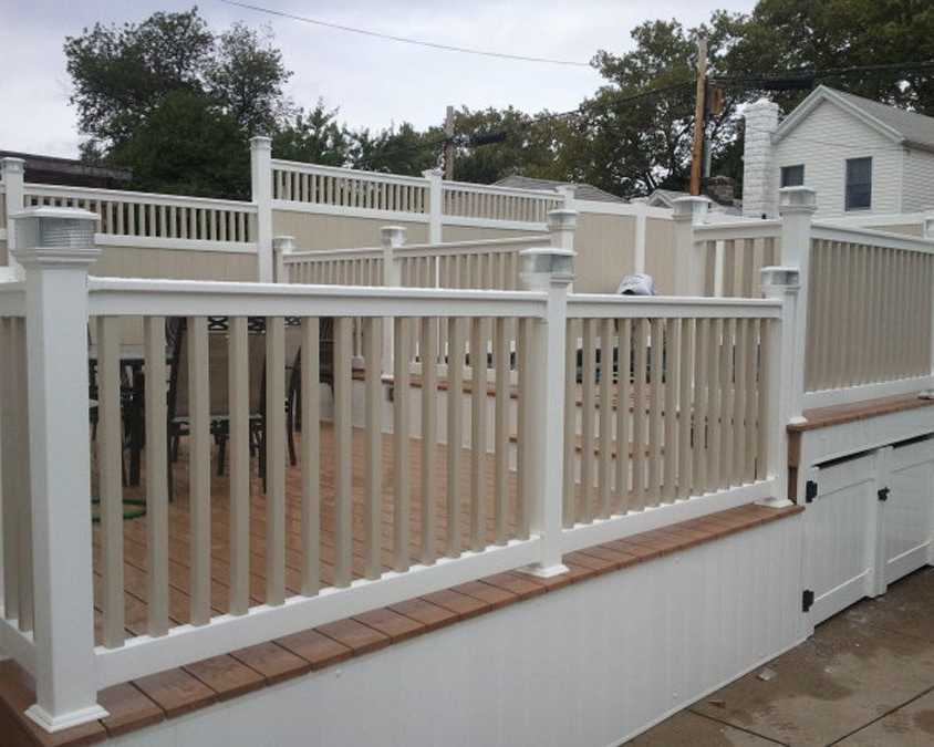 durable-azek-deck-installation-for-backyards