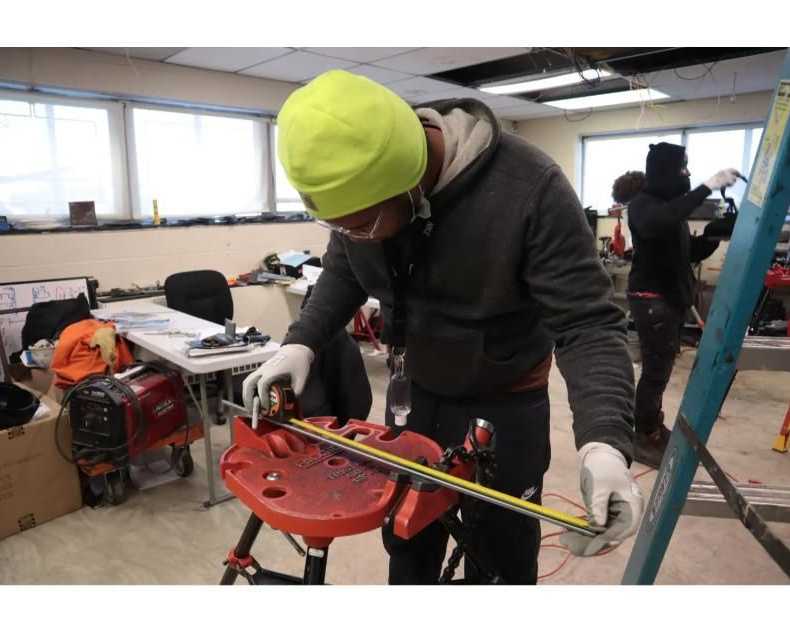 trade-school-workshop-first-day-guide-for-philadelphia-students