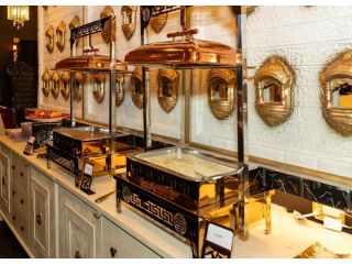 lounge-bar-restaurant-in-herndon-small-0