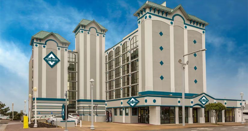 stay-at-best-hotels-near-virginia-beach-convention-center-big-0