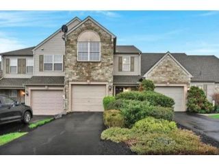 homes-for-sale-in-lemoyne-pa-explore-local-listings-small-0