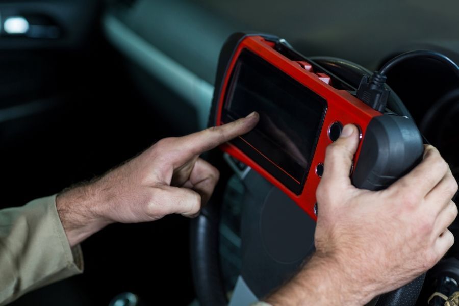 sparq-bluetooth-obd2-scanner-for-fast-car-diagnostics-big-0