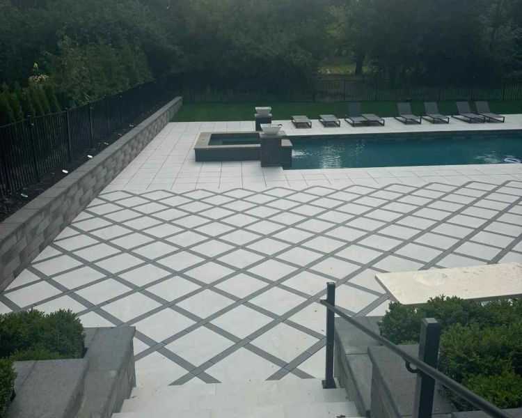 durable-porcelain-outdoor-pavers-in-michigan-homes