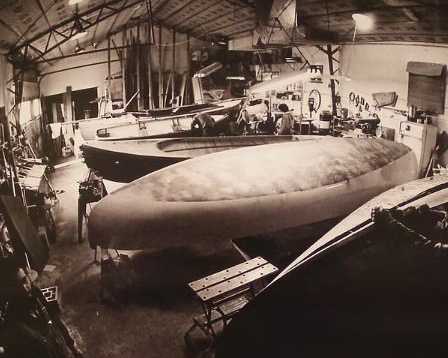 advanced-paint-booth-for-boat-services-for-smooth-finishes