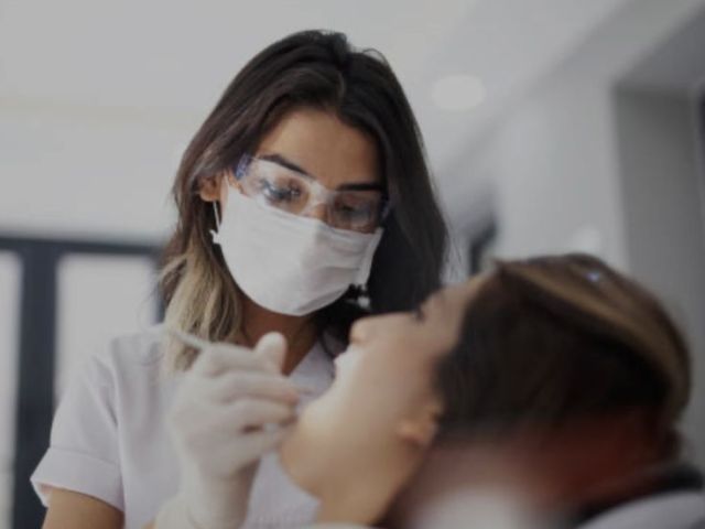 top-rated-dental-implant-specialists-in-perris-california
