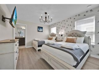 8-bedroom-vacation-rental-in-davenport-florida-near-disney-world-small-1